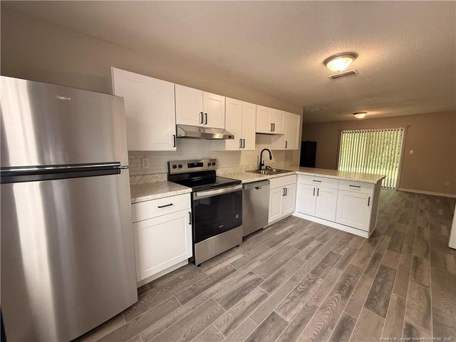 4061 Professional Drive, Hope Mills, NC 28348