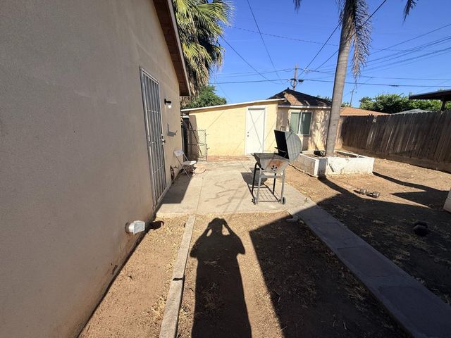 728 N Palm Avenue, Fresno, CA 93728
