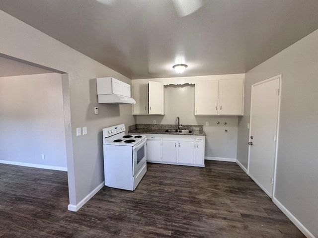 728 N Palm Avenue, Fresno, CA 93728