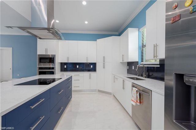 109 14th ST SE, Naples, FL 34117