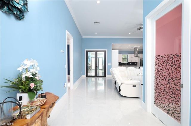 109 14th ST SE, Naples, FL 34117