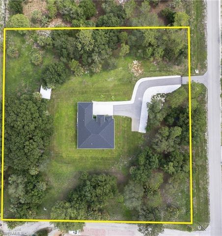 109 14th ST SE, Naples, FL 34117