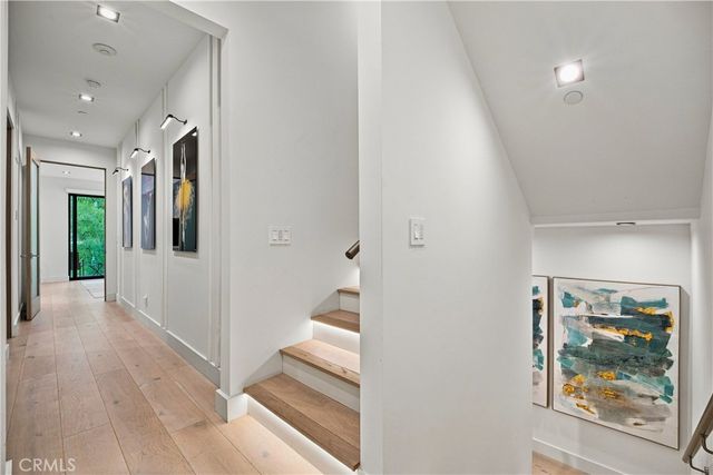 5170 Medina Road, Woodland Hills, CA 91364