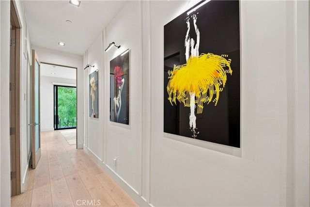 5170 Medina Road, Woodland Hills, CA 91364