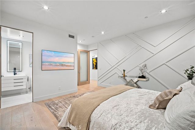 5170 Medina Road, Woodland Hills, CA 91364