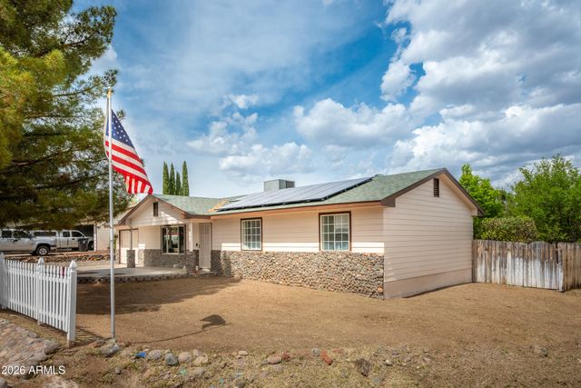 208 W Whipple Drive, Cottonwood, AZ 86326