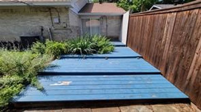 2727 Duval Drive, Dallas, TX 75211