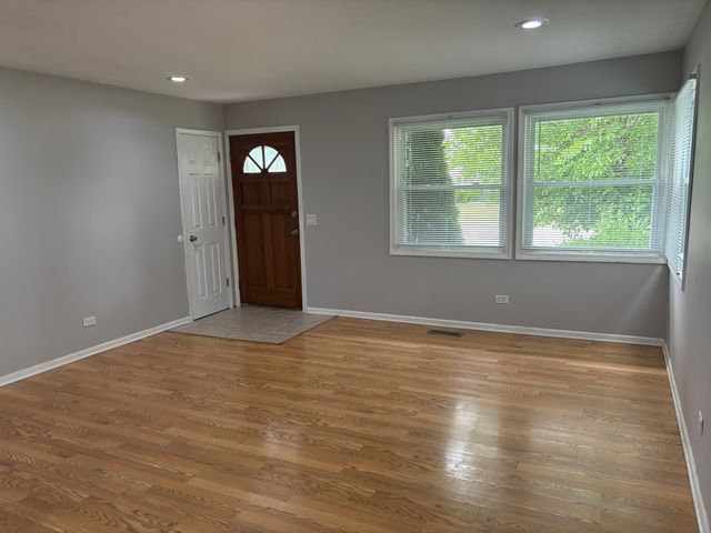 347 Tiverton Lane, Steger, IL 60475
