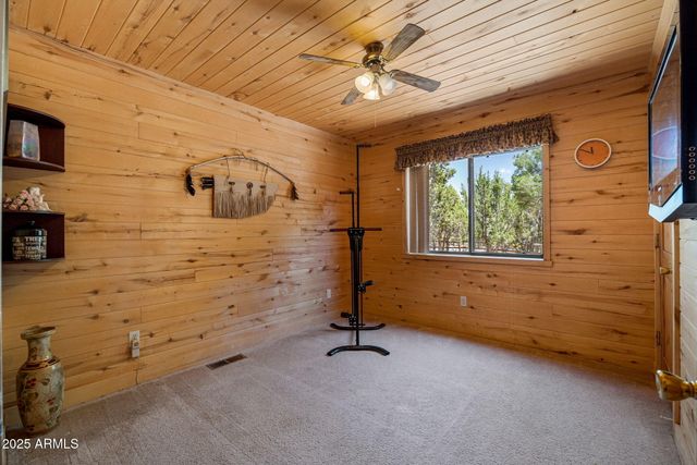 2796 CHANDELLE Lane, Overgaard, AZ 85933