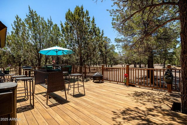 2796 CHANDELLE Lane, Overgaard, AZ 85933