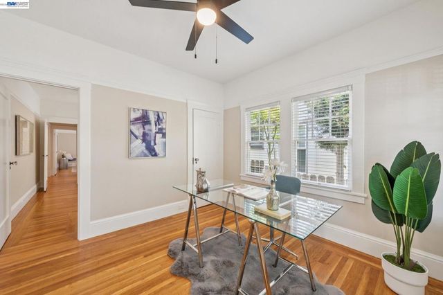 1915 Alameda Ave, Alameda, CA 94501