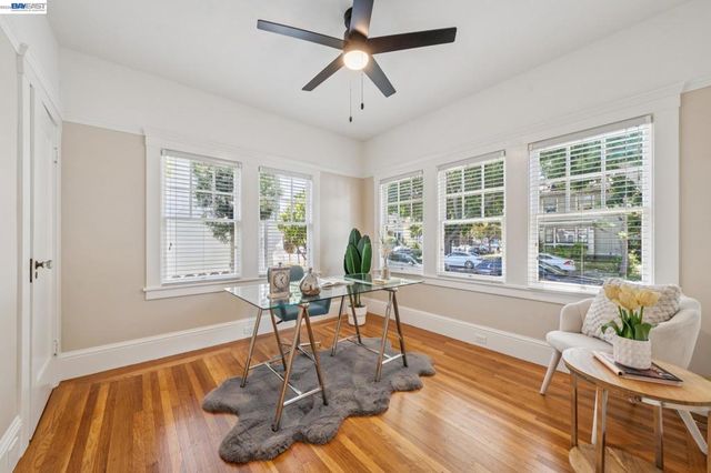 1915 Alameda Ave, Alameda, CA 94501