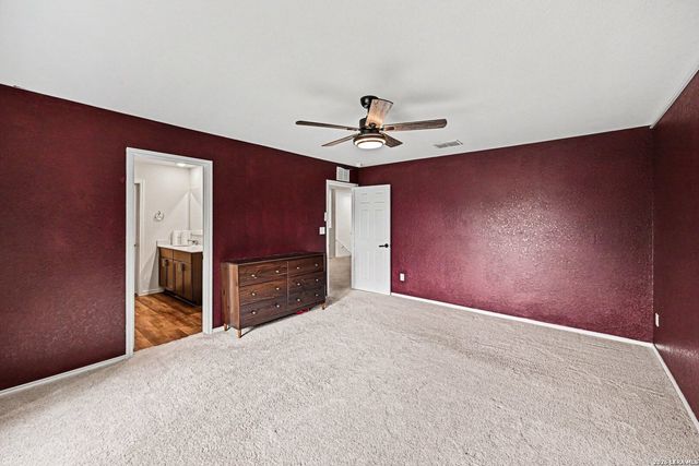 13745 Crossbow Rdg, San Antonio, TX 78253