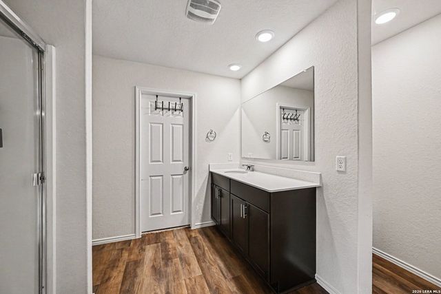 13745 Crossbow Rdg, San Antonio, TX 78253