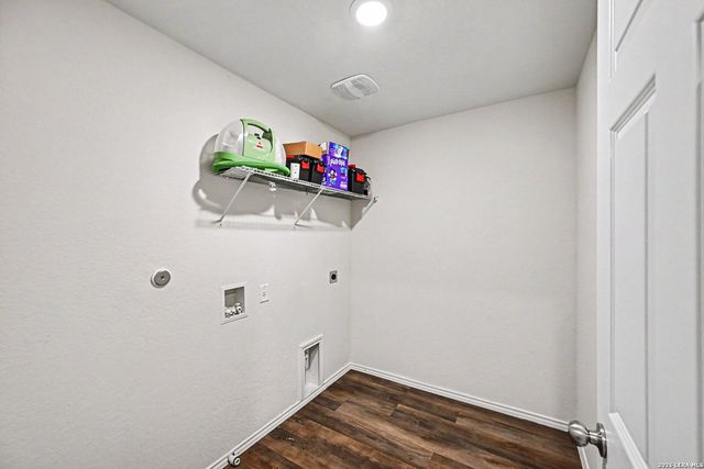 13745 Crossbow Rdg, San Antonio, TX 78253