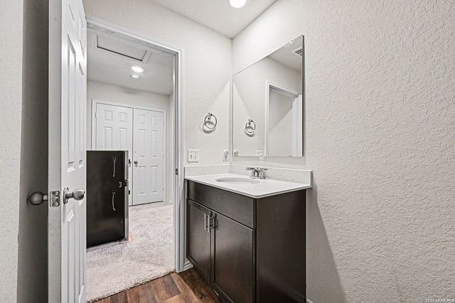 13745 Crossbow Rdg, San Antonio, TX 78253