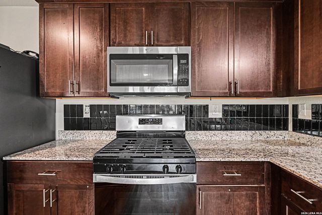 13745 Crossbow Rdg, San Antonio, TX 78253