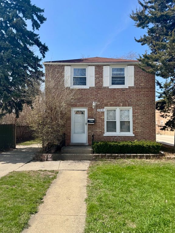 2218 S 11th Avenue, Broadview, IL 60155
