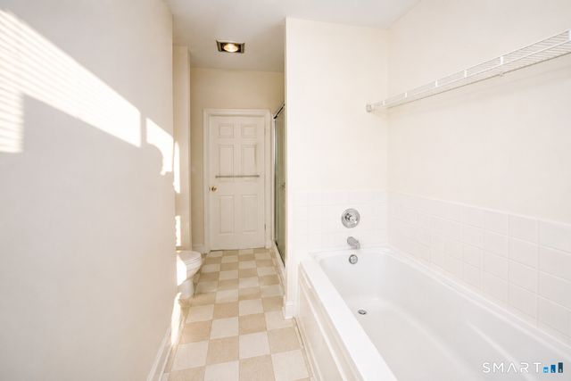 129 Park Street, New Canaan, CT 06840