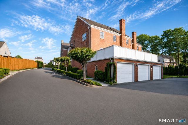 129 Park Street, New Canaan, CT 06840
