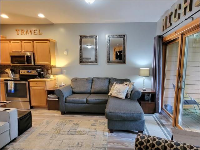 2100 W Schuss Mountain Drive, Custer Twp, MI 49615