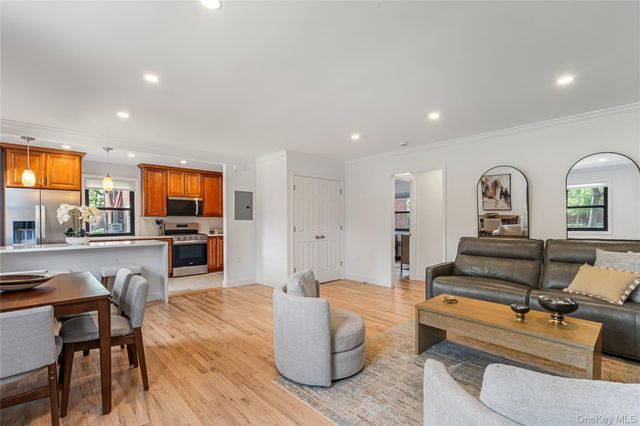 168-01 18th Avenue 3-135, Whitestone, NY 11357