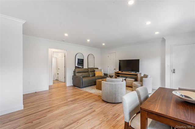 168-01 18th Avenue 3-135, Whitestone, NY 11357