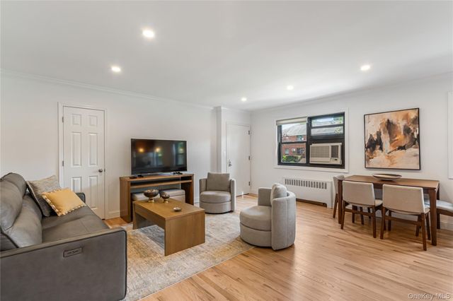 168-01 18th Avenue 3-135, Whitestone, NY 11357