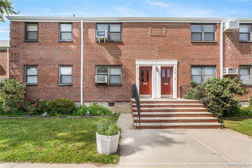168-01 18th Avenue 3-135, Whitestone, NY 11357