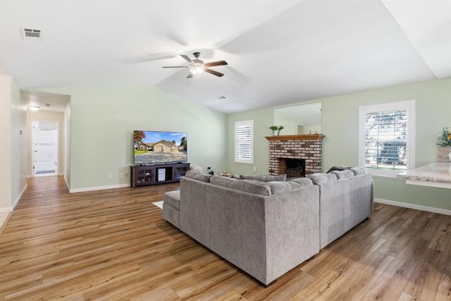 12427 Terrace View Ct, Waterford, CA 95386