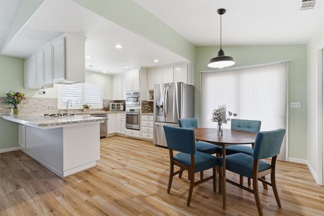 12427 Terrace View Ct, Waterford, CA 95386