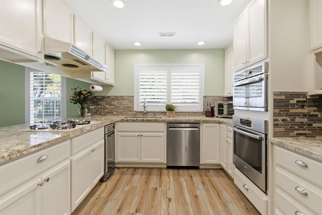 12427 Terrace View Ct, Waterford, CA 95386