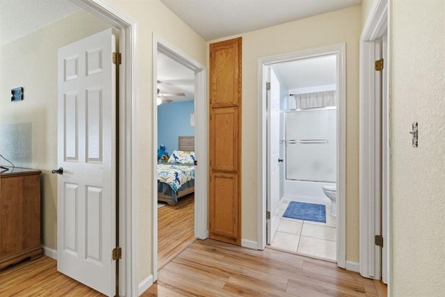 12427 Terrace View Ct, Waterford, CA 95386