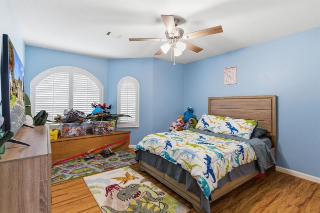 12427 Terrace View Ct, Waterford, CA 95386