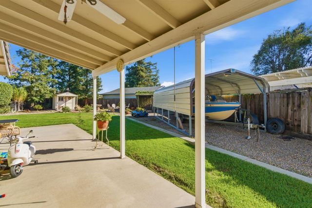 12427 Terrace View Ct, Waterford, CA 95386