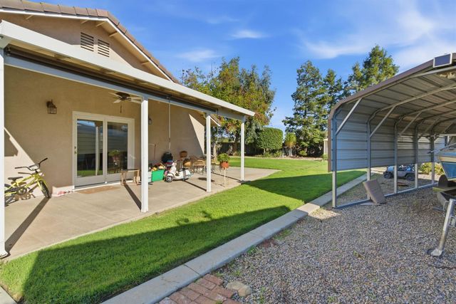 12427 Terrace View Ct, Waterford, CA 95386