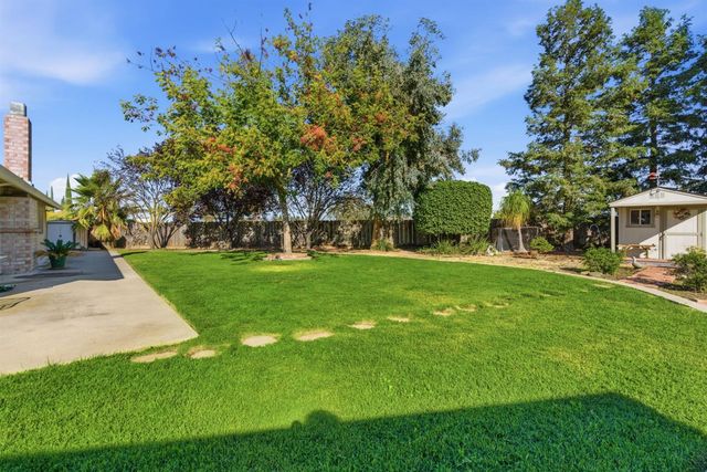 12427 Terrace View Ct, Waterford, CA 95386