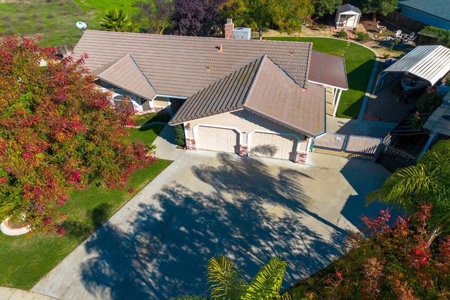 12427 Terrace View Ct, Waterford, CA 95386