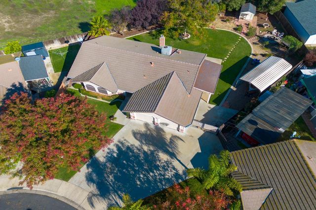 12427 Terrace View Ct, Waterford, CA 95386