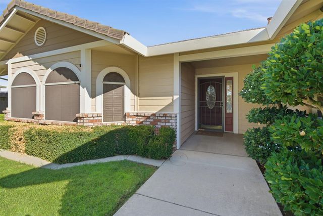 12427 Terrace View Ct, Waterford, CA 95386