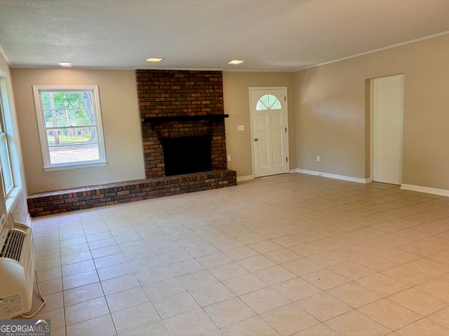 210 Orchard Drive, Commerce, GA 30529