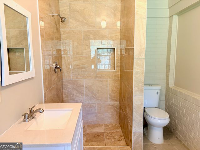 210 Orchard Drive, Commerce, GA 30529