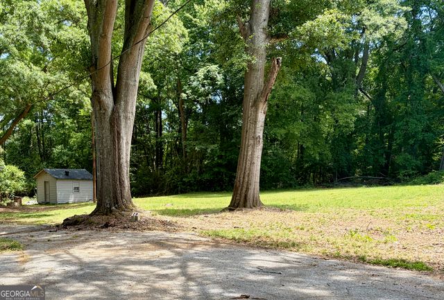 210 Orchard Drive, Commerce, GA 30529