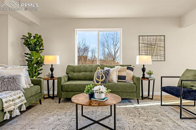 701 Little Bear Grove, Colorado Springs, CO 80907