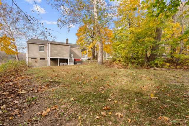 567 Roosevelt Drive, Oxford, CT 06478