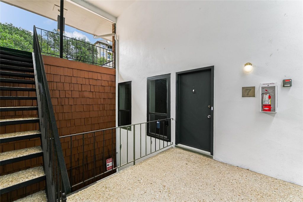 2704 San Pedro ST A-7, Austin, TX 78705