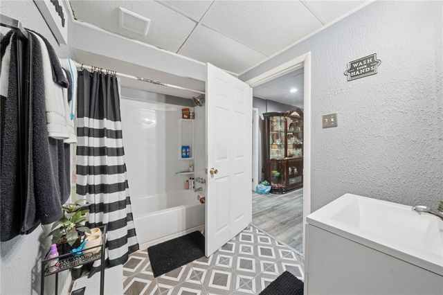 5715 E Liberty Blvd, East Liberty, PA 15206
