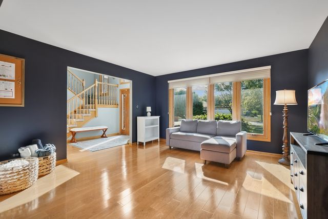 17813 Westbrook Drive, Orland Park, IL 60467