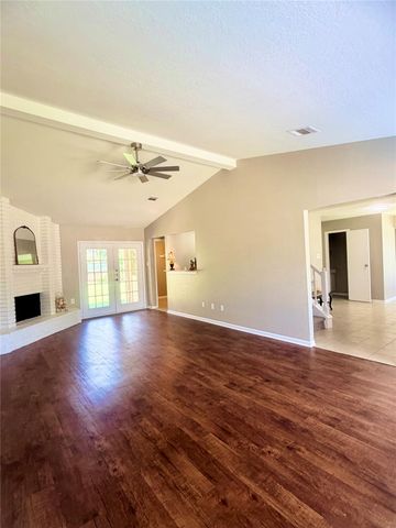 4802 Kleinmeadow Court, Houston, TX 77066