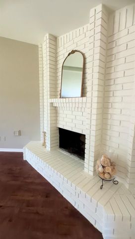 4802 Kleinmeadow Court, Houston, TX 77066